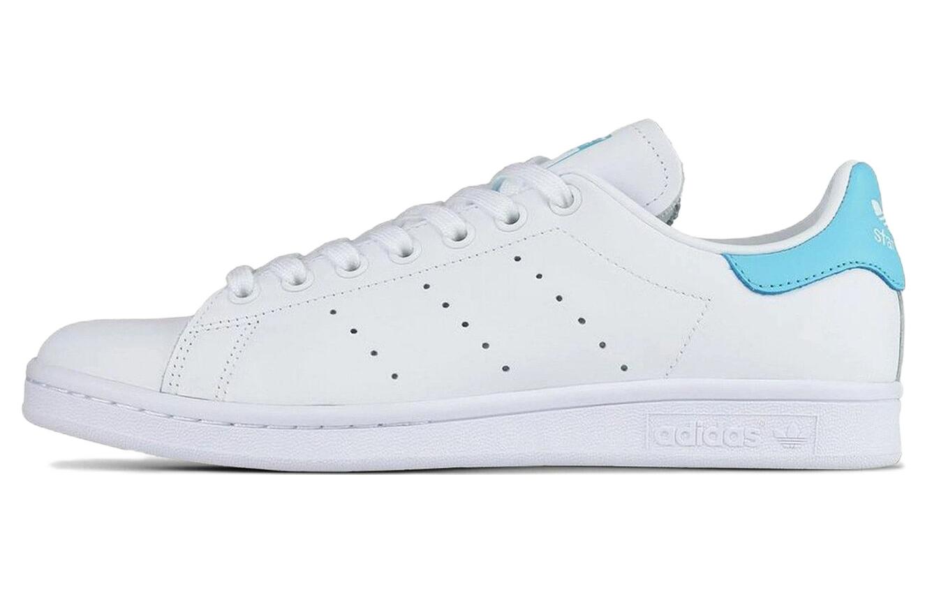 Adidas Stan Smith White Blue Glow EF4480 40
Adidas Stan Smith White Blue Glow EF4480 40