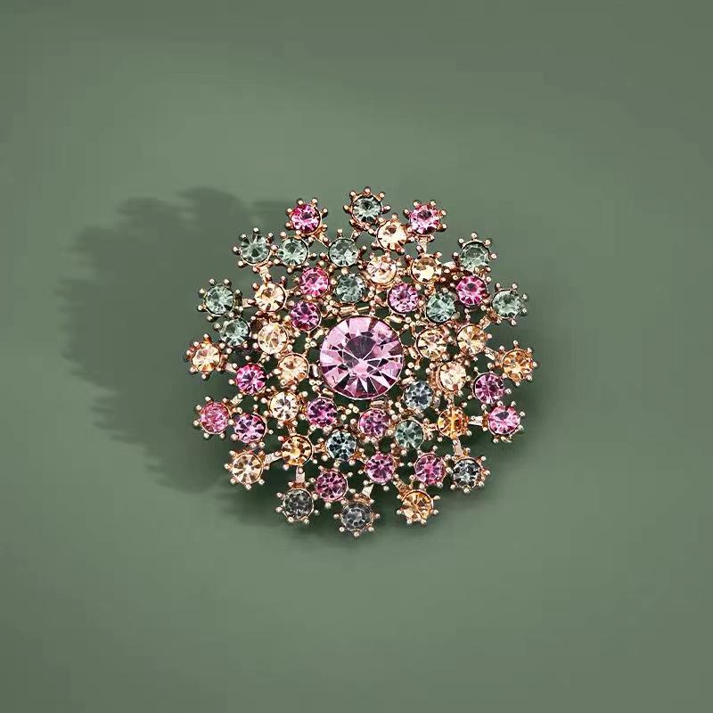 Роскошная брошь-одуванчик с цветными бриллиантами в стиле ретро: Элегантная женская брошь-аксессуар для пальто
Роскошная брошь-одуванчик с цветными бриллиантами в стиле ретро: Элегантная женская брошь-аксессуар для пальто