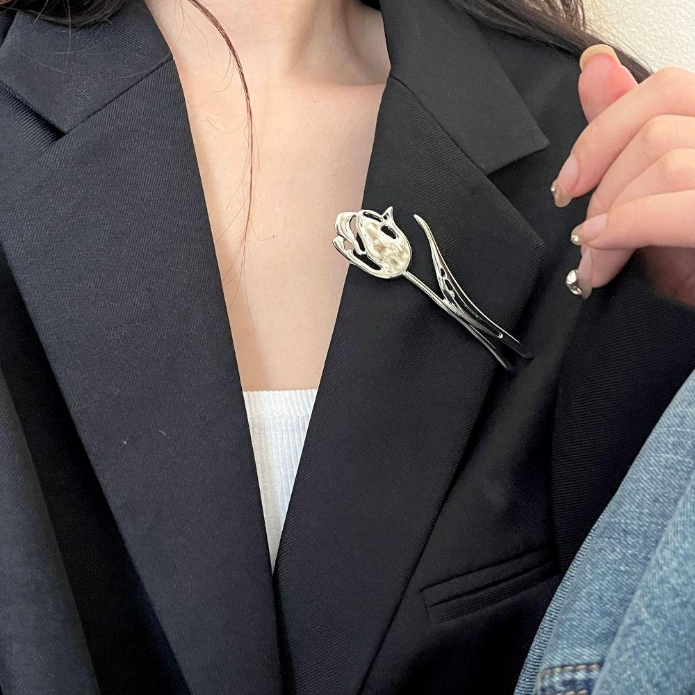 Zinc Zinc Alloy Tulips with Lines Brooches Minority Design Women Brooch Unique Exaggerated Brooches Girls серебряный
Zinc Zinc Alloy Tulips with Lines Brooches Minority Design Women Brooch Unique Exaggerated Brooches Girls серебряный