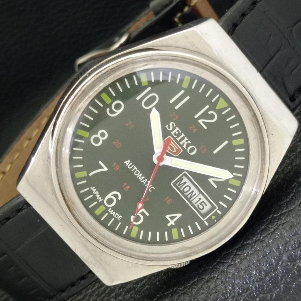 USED VINTAGE SEIKO 5 AUTOMATIC 6309A JAPAN MENS GREEN COLOR DIAL WATCH a434958-2 R122-a434958
USED VINTAGE SEIKO 5 AUTOMATIC 6309A JAPAN MENS GREEN COLOR DIAL WATCH a434958-2 R122-a434958