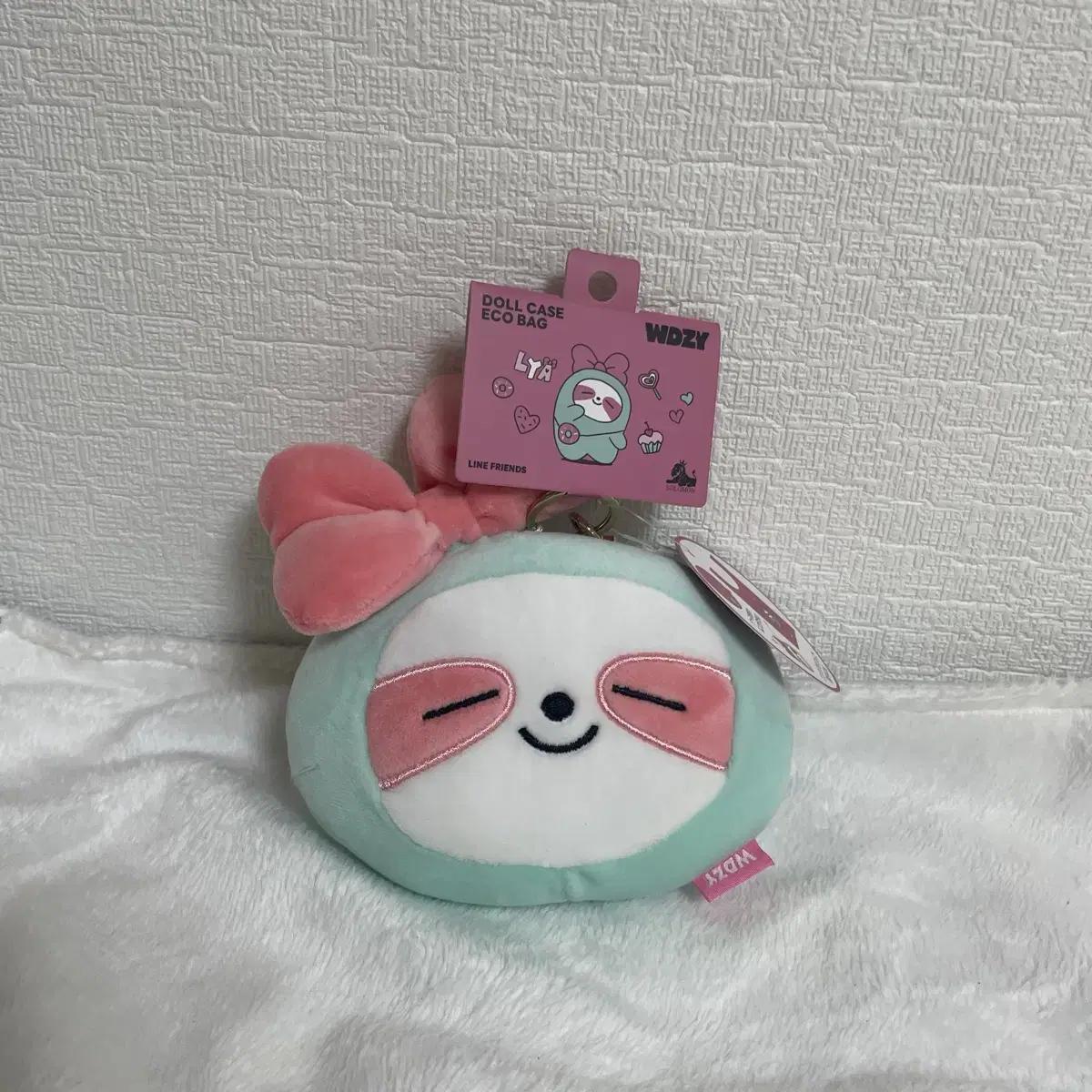 Плюшевая игрушка Wdzy Wizilya Ria Itzy Zy Zy Line Friends Япония
Плюшевая игрушка Wdzy Wizilya Ria Itzy Zy Zy Line Friends Япония