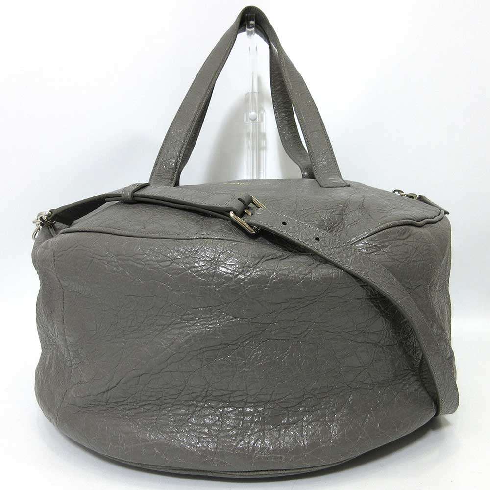 Used BALENCIAGA HoboShoulder Bag leather Women
Used BALENCIAGA HoboShoulder Bag leather Women