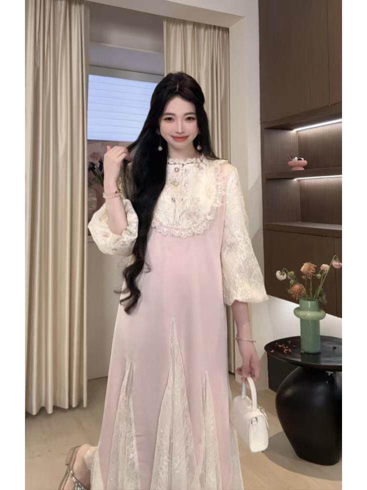 Peachy Milk Mousse Lace Dress – Elegant Loose Fit with Heavy Embroidery, Spring 2026 Collection M (Recommended 60-70 kg) розовый
Peachy Milk Mousse Lace Dress – Elegant Loose Fit with Heavy Embroidery, Spring 2026 Collection M (Recommended 60-70 kg) розовый