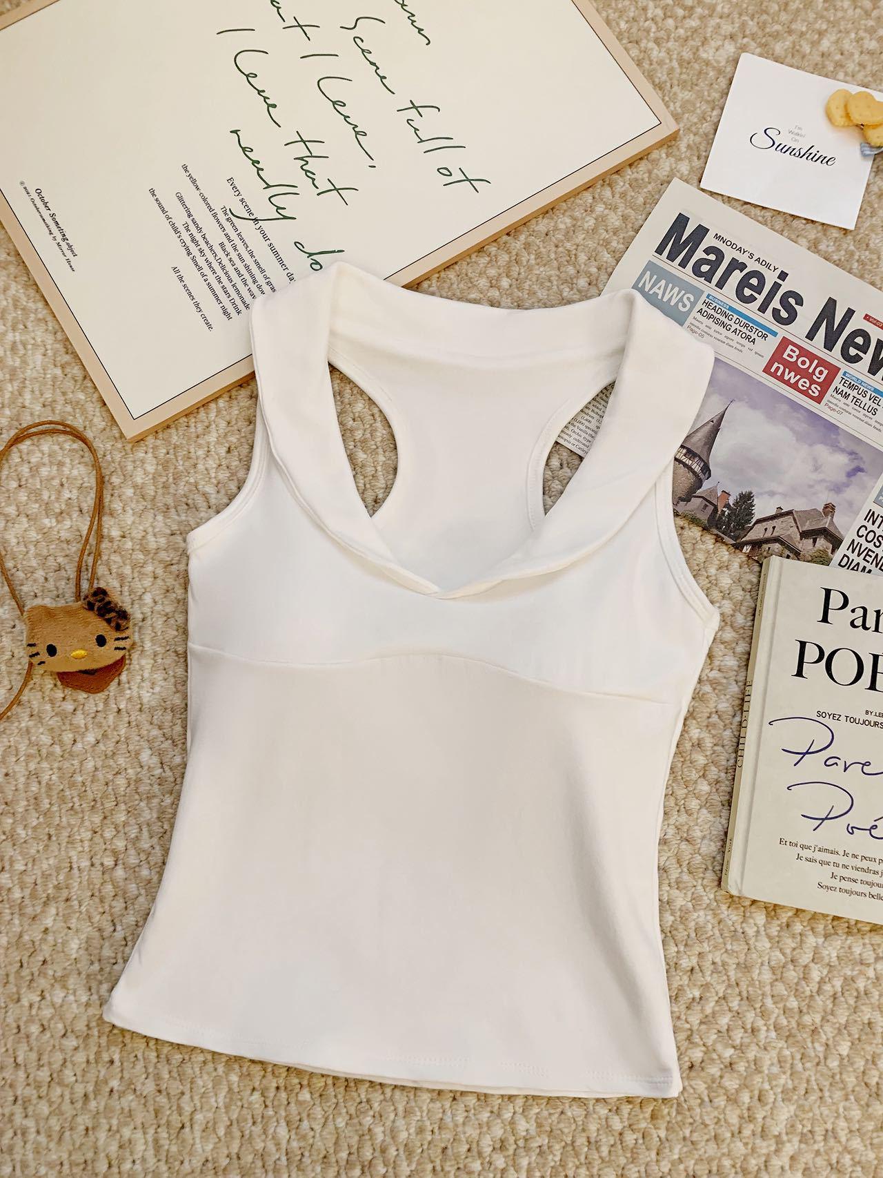 Autumn/Winter Ribbed Tank Top with Built-In Chest Pad - Elegant Back Design for Yoga and Sports One Size білий
Autumn/Winter Ribbed Tank Top with Built-In Chest Pad - Elegant Back Design for Yoga and Sports One Size білий