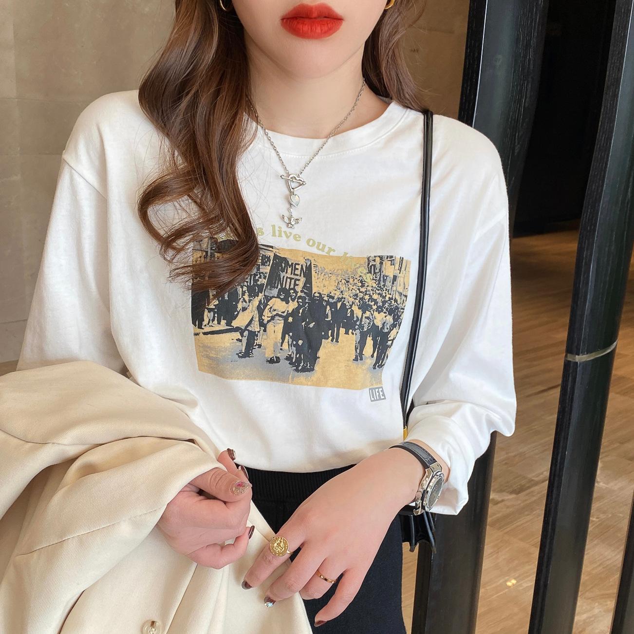 Белая футболка-бомбер из чистого хлопка для женщин, новый осенний стиль, свободная, стильная и универсальная футболка с длинными рукавами для женщин One size
Белая футболка-бомбер из чистого хлопка для женщин, новый осенний стиль, свободная, стильная и универсальная футболка с длинными рукавами для женщин One size