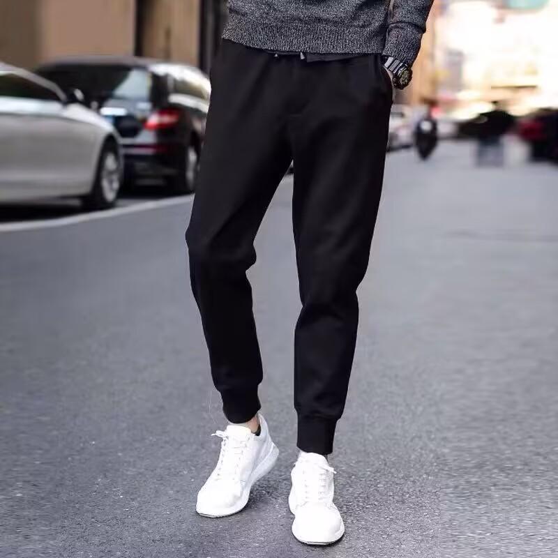 Men s Casual Fleece-Lined Cuffed Sweatpants - Warm, Double-Sided Polar Fleece, Ideal for Teenagers, Harem Style 4XL
Men s Casual Fleece-Lined Cuffed Sweatpants - Warm, Double-Sided Polar Fleece, Ideal for Teenagers, Harem Style 4XL