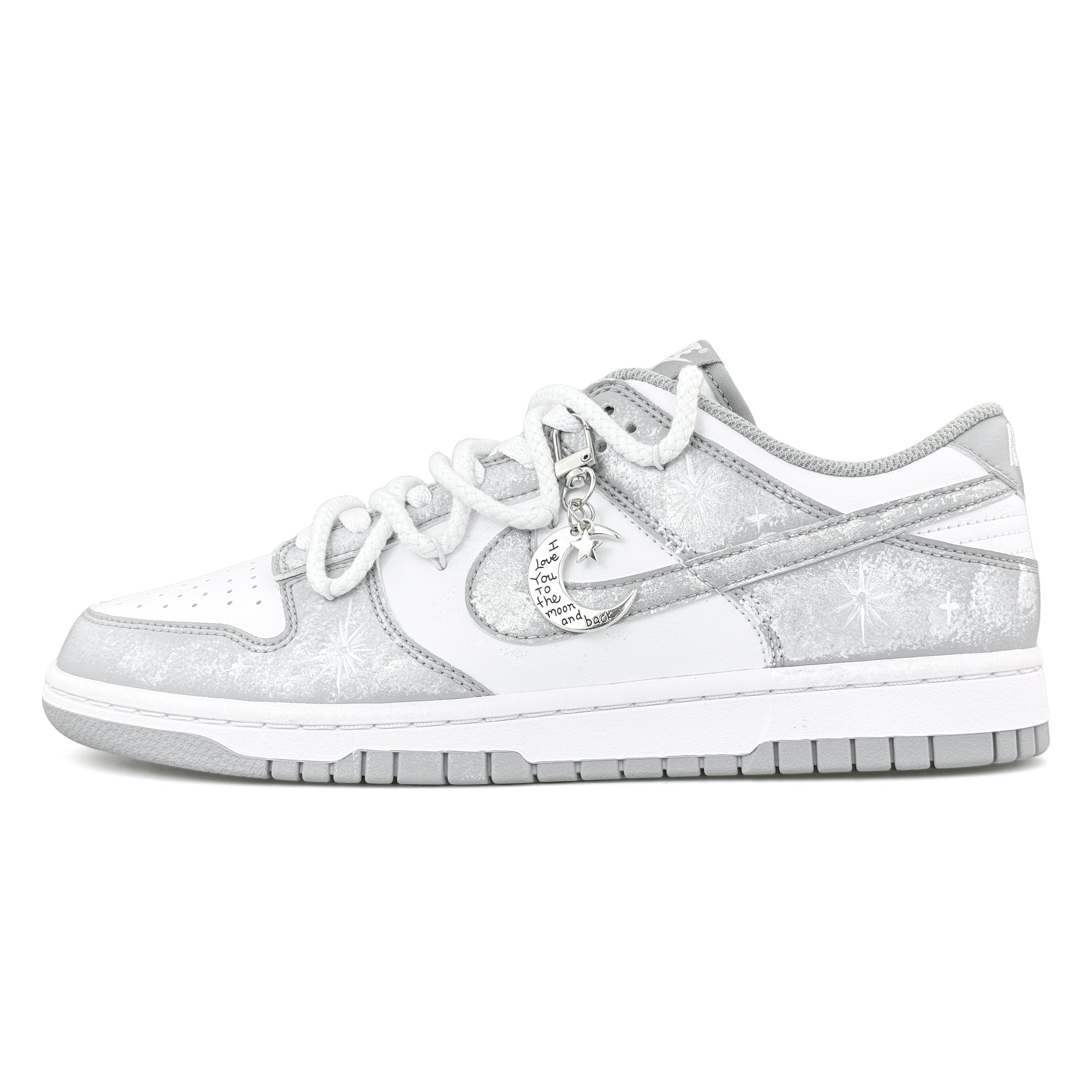Nike Dunk Abrasion Resistant Breathable Low top Skateboard Shoes Unisex White HF5441-105(Team1735-) 45
Nike Dunk Abrasion Resistant Breathable Low top Skateboard Shoes Unisex White HF5441-105(Team1735-) 45