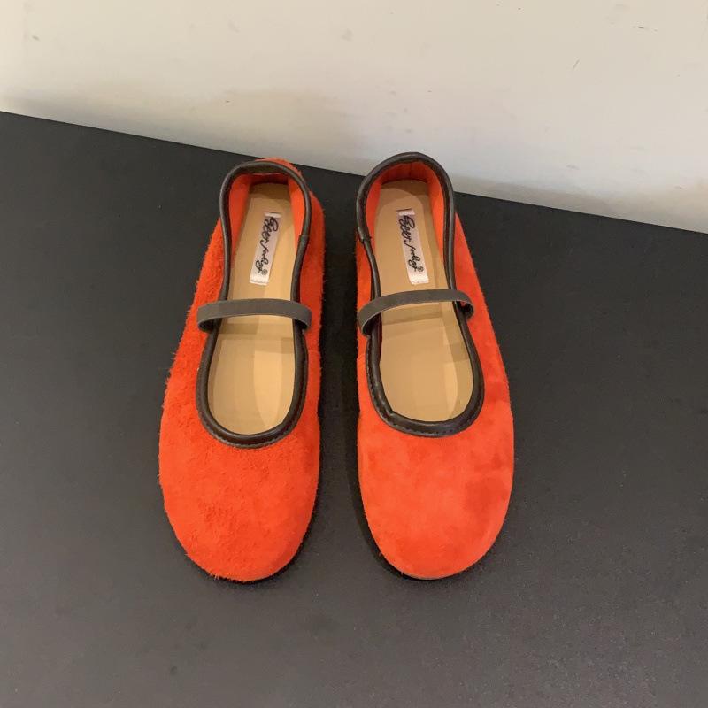 Leather soft-soled French suede grandma shoes girl 2025 autumn fairy style flat-soled single shoes comfortable with skirt beanie shoes 38
Leather soft-soled French suede grandma shoes girl 2025 autumn fairy style flat-soled single shoes comfortable with skirt beanie shoes 38