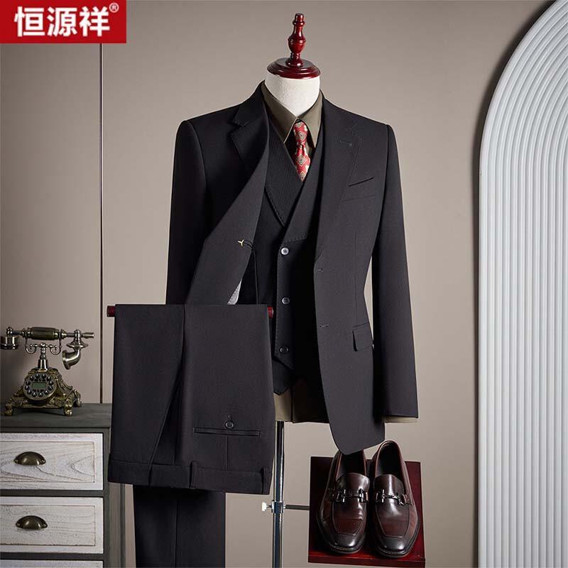 Men s Italian Style Merino Wool Blend Suit M
Men s Italian Style Merino Wool Blend Suit M
