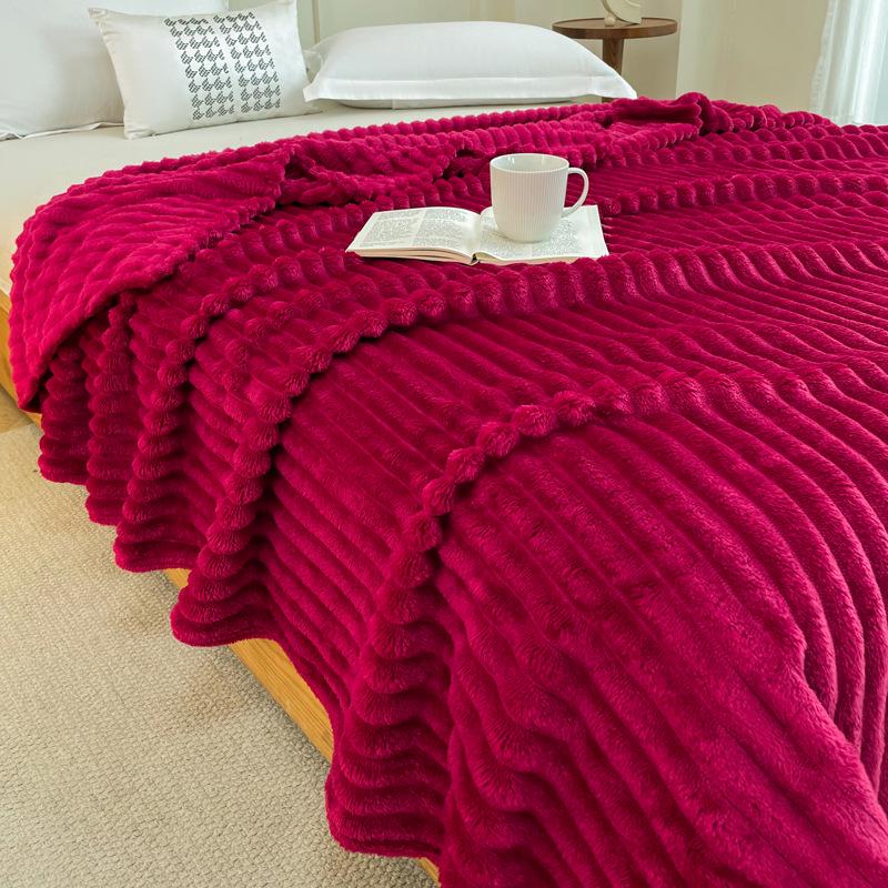 Imitation Rabbit Fur Plush Fleece Blanket - Thickened Coral Flannel Nap Blanket 70*100 cm, 200 g, Random Color вино красного
Imitation Rabbit Fur Plush Fleece Blanket - Thickened Coral Flannel Nap Blanket 70*100 cm, 200 g, Random Color вино красного