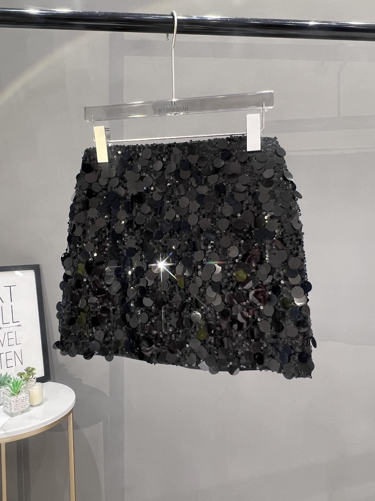 Korean Style Sparkly Sequin Bodycon Skirt - Women s Summer Music Festival Party Wear Small чорний
Korean Style Sparkly Sequin Bodycon Skirt - Women s Summer Music Festival Party Wear Small чорний