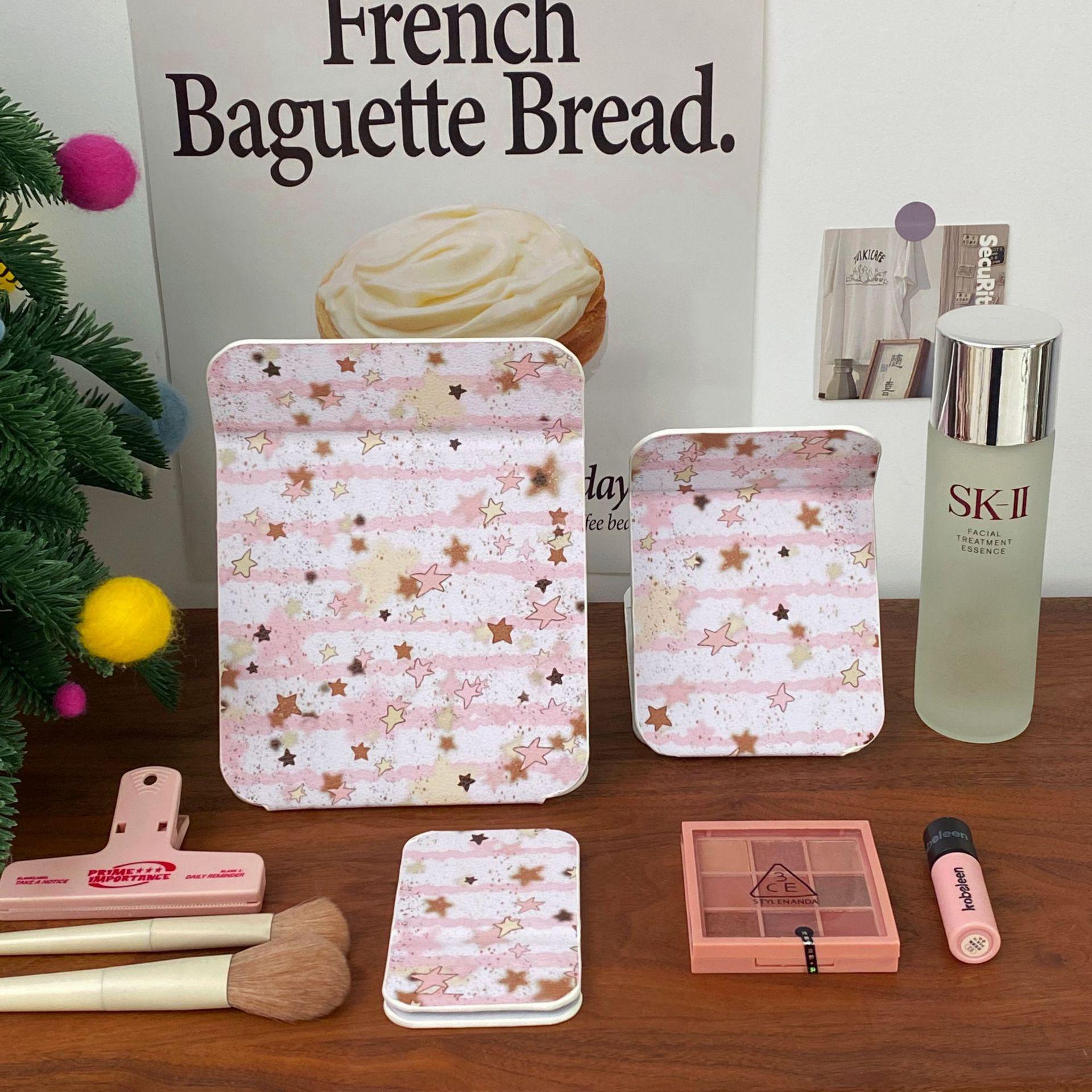 Портативне дзеркало для макіяжу Girly Flower - дорожній розмір, складне туалетне дзеркало для спальних кімнат Small
Портативне дзеркало для макіяжу Girly Flower - дорожній розмір, складне туалетне дзеркало для спальних кімнат Small