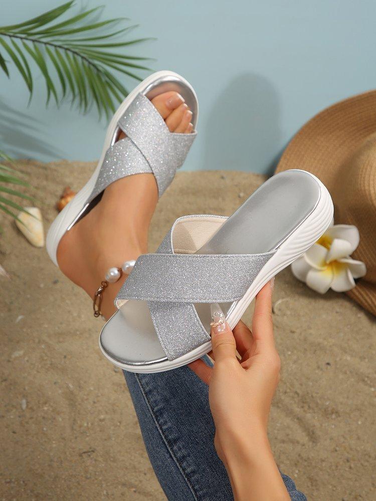 Muffin thick bottom slope heel cool slippers summer wear 2025 new rear empty cross cool slippers large size high heel cool slippers 42 серебряный
Muffin thick bottom slope heel cool slippers summer wear 2025 new rear empty cross cool slippers large size high heel cool slippers 42 серебряный