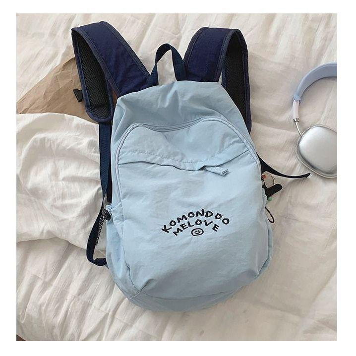 Корейский женский рюкзак из нейлоновой парусины 2025: Трендовый, Повседневный и Вместительный синий
Корейский женский рюкзак из нейлоновой парусины 2025: Трендовый, Повседневный и Вместительный синий