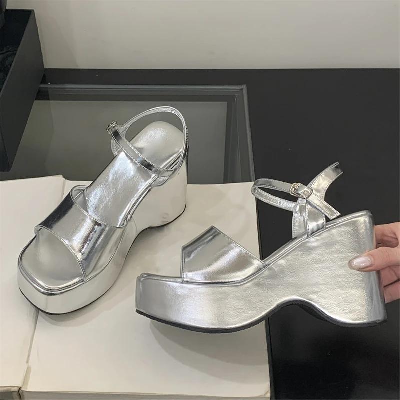Eilyken Summer Square Toe Buckle Strap Women Sandals Platform Wedges Heels Banquet Concise Shoes 38 срібний
Eilyken Summer Square Toe Buckle Strap Women Sandals Platform Wedges Heels Banquet Concise Shoes 38 срібний