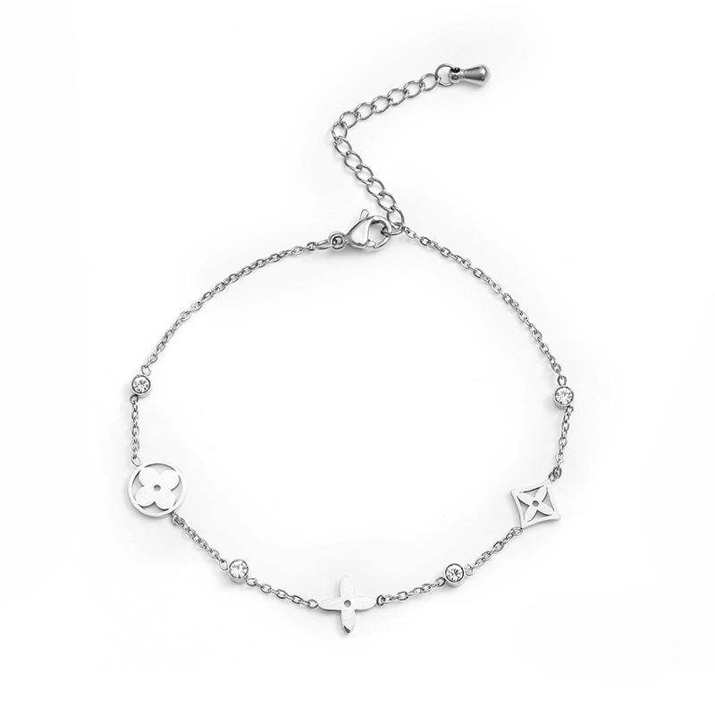 Lucky Four-leaf Clover Bracelet for Women Simple Titanium Steel Accessory Colorfast Bangle
Lucky Four-leaf Clover Bracelet for Women Simple Titanium Steel Accessory Colorfast Bangle