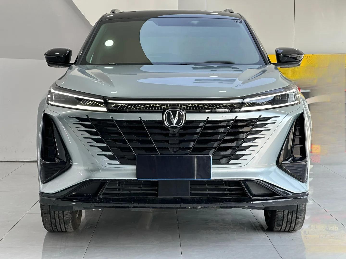 High Gloss Moonlight Silver PET Car Color Change & Surface Protection Film
High Gloss Moonlight Silver PET Car Color Change & Surface Protection Film