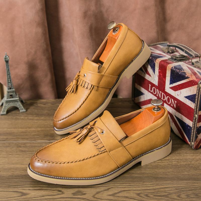 Men s four-season foot-fitting lazy shoes fashionable men s large size one-pedal loafers British fringed leather shoes 38
Men s four-season foot-fitting lazy shoes fashionable men s large size one-pedal loafers British fringed leather shoes 38