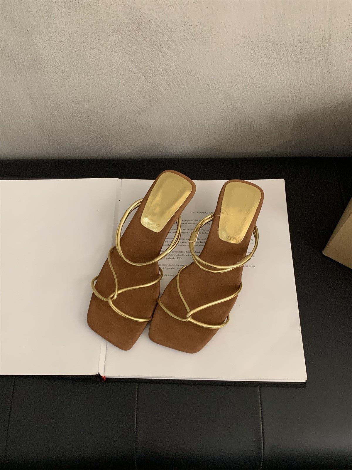 Fashion two wear sandals women summer out new fashion women slippers French temperament fairy style high heels 35
Fashion two wear sandals women summer out new fashion women slippers French temperament fairy style high heels 35