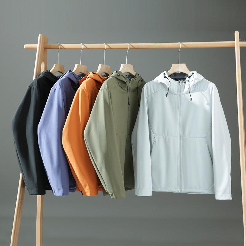 Unisex Fleece-Lined Softshell Jacket: Waterproof, Windproof, Ideal for Autumn and Winter Outdoors. L
Unisex Fleece-Lined Softshell Jacket: Waterproof, Windproof, Ideal for Autumn and Winter Outdoors. L