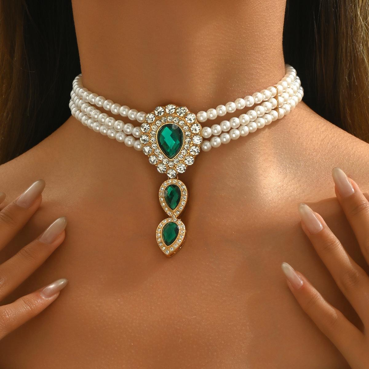 Women s Necklace Niche Multi-Layer Beaded Long Inlaid Diamond Clavicle Chain Personality All-Match Necklace XL5623
Women s Necklace Niche Multi-Layer Beaded Long Inlaid Diamond Clavicle Chain Personality All-Match Necklace XL5623