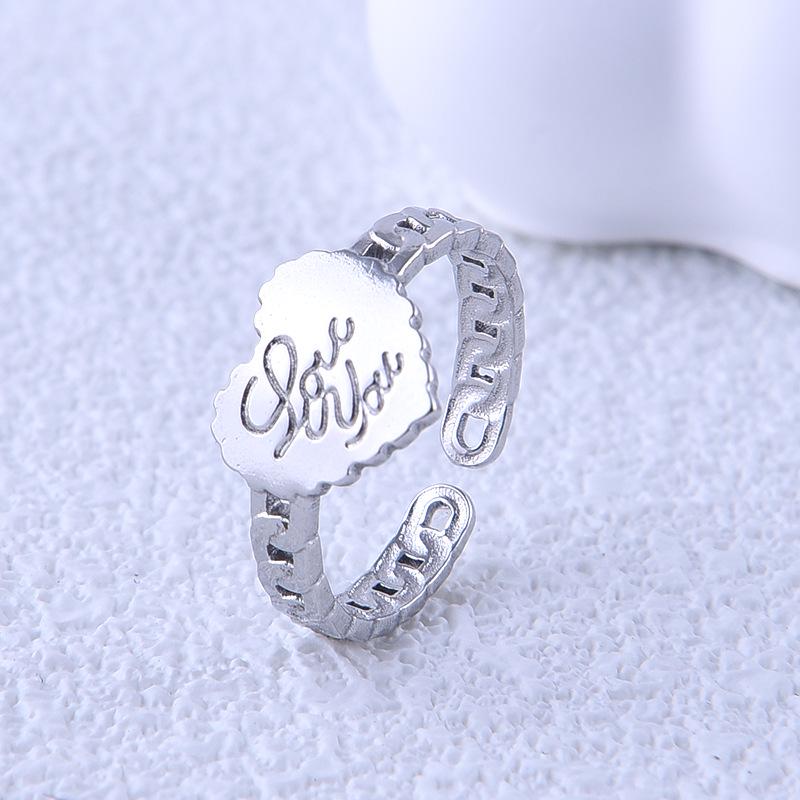 Luxury Titanium Steel Twist Knot Heart Ring
Luxury Titanium Steel Twist Knot Heart Ring