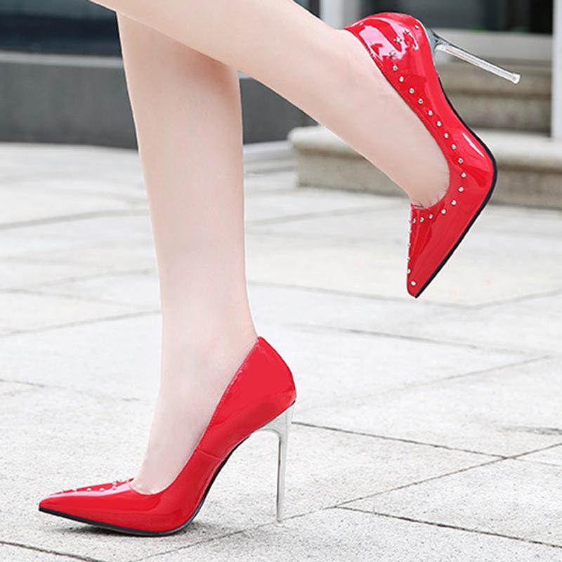 Pointed Sexy Nightclub Model Show Large Size Women Rivet Stiletto Brand Shoes High -Heeled Pumps Shallow Mouth
Pointed Sexy Nightclub Model Show Large Size Women Rivet Stiletto Brand Shoes High -Heeled Pumps Shallow Mouth