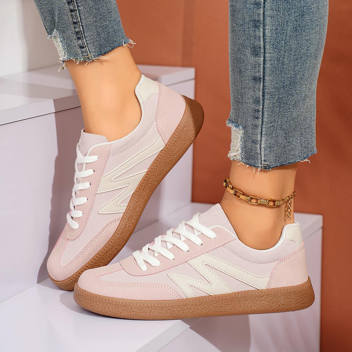 Модная женская повседневная обувь на шнуровке, сдержанность, новая мода, легкая повседневная обувь для ходьбы на открытом воздухе, кроссовки, нескользящая обувь на плоской подошве для женщин 42
Модная женская повседневная обувь на шнуровке, сдержанность, новая мода, легкая повседневная обувь для ходьбы на открытом воздухе, кроссовки, нескользящая обувь на плоской подошве для женщин 42