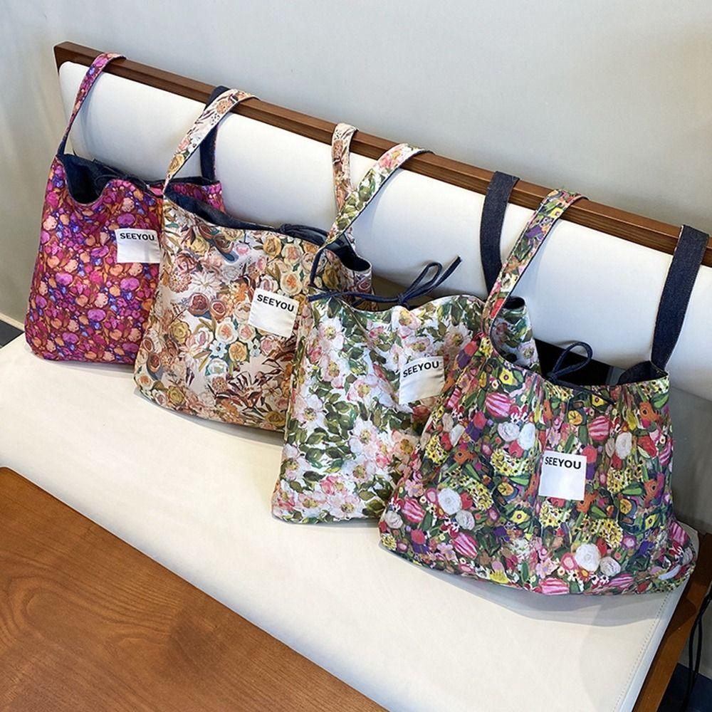 Retro Denim Shoulder Bag Cloth Floral Canvas Bag Portable Ethnic Style Crossbody Bags Outdoor Style 2
Retro Denim Shoulder Bag Cloth Floral Canvas Bag Portable Ethnic Style Crossbody Bags Outdoor Style 2