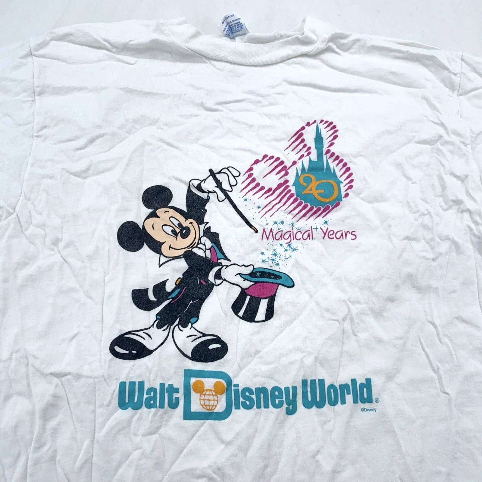 vintage 90s WALT DISNEY WORLD 20 MAGICAL YEARS T-Shirt SMALL mickey mouse soft S
vintage 90s WALT DISNEY WORLD 20 MAGICAL YEARS T-Shirt SMALL mickey mouse soft S