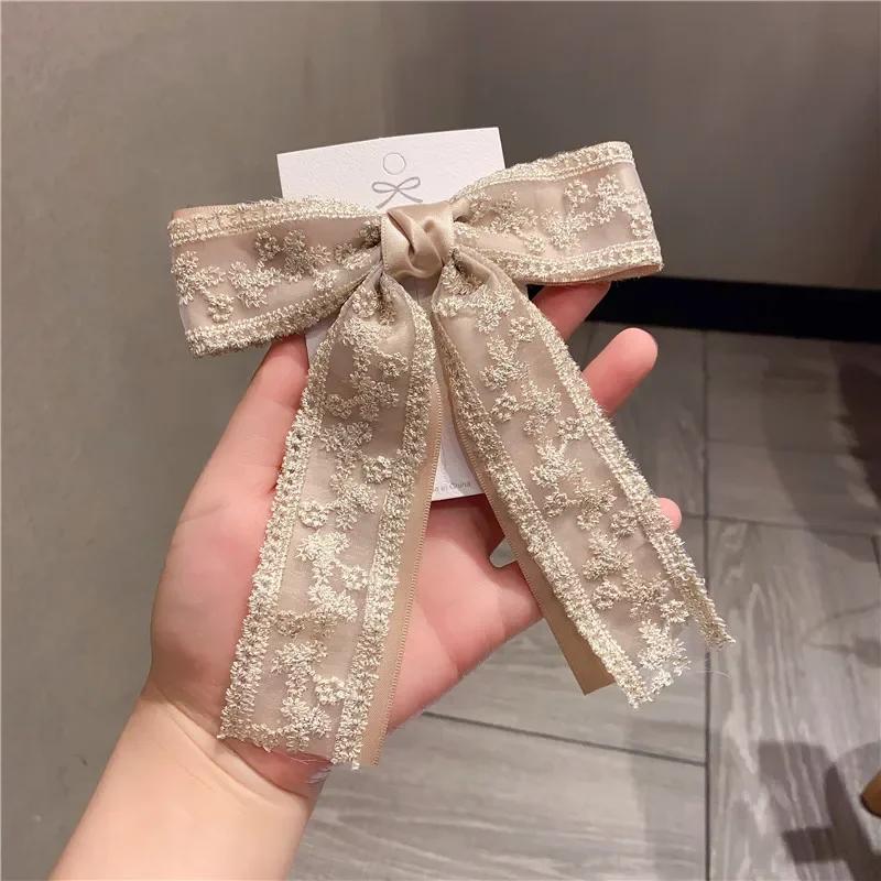 Retro Lace Large Bow Hair Clip Fabric Embroidery Hair Pins for Women Hairgrip Barrette Headdress Korean Girls Hair Accessories хакі
Retro Lace Large Bow Hair Clip Fabric Embroidery Hair Pins for Women Hairgrip Barrette Headdress Korean Girls Hair Accessories хакі
