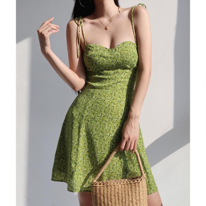 American fresh girl shoulder strap green printed suspender dress women s summer waist thin a-word skirt short skirt 2XL
American fresh girl shoulder strap green printed suspender dress women s summer waist thin a-word skirt short skirt 2XL
