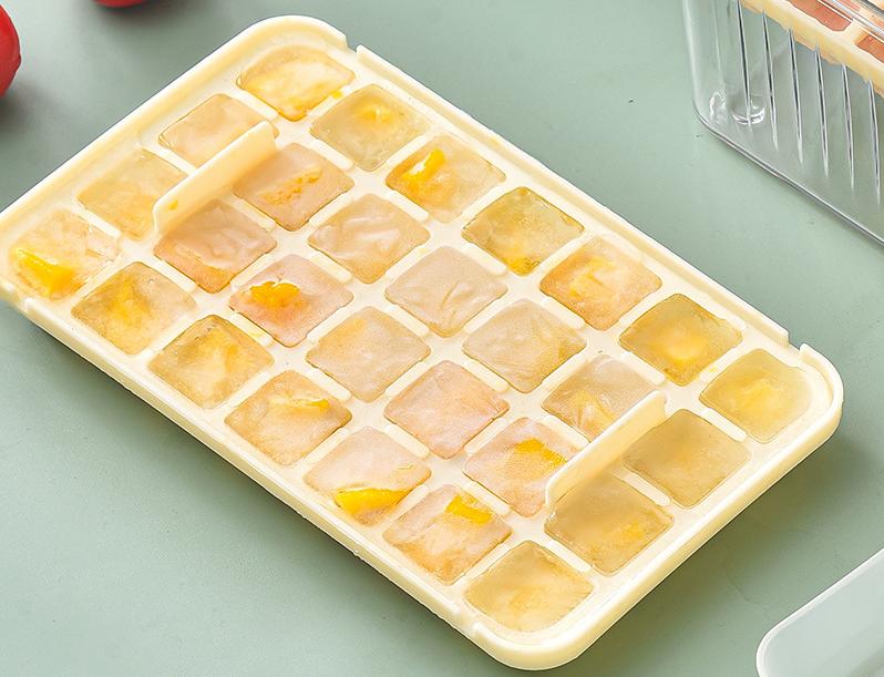 Silicone Mold Ice Cube Tray with Lid Silicone Ice Buckets Ice Mold DIY Moulds Ice-cream Maker Kitchen Tool Ssummer Accessories
Silicone Mold Ice Cube Tray with Lid Silicone Ice Buckets Ice Mold DIY Moulds Ice-cream Maker Kitchen Tool Ssummer Accessories