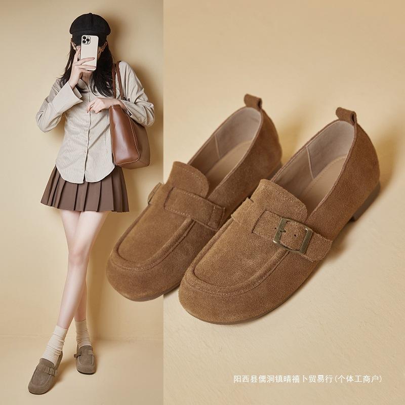 Leather Birkenstocks women s spring and autumn 2025 new velvet flat-soled single shoes women s one-pedal soft-soled versatile Doudou shoes women 35
Leather Birkenstocks women s spring and autumn 2025 new velvet flat-soled single shoes women s one-pedal soft-soled versatile Doudou shoes women 35