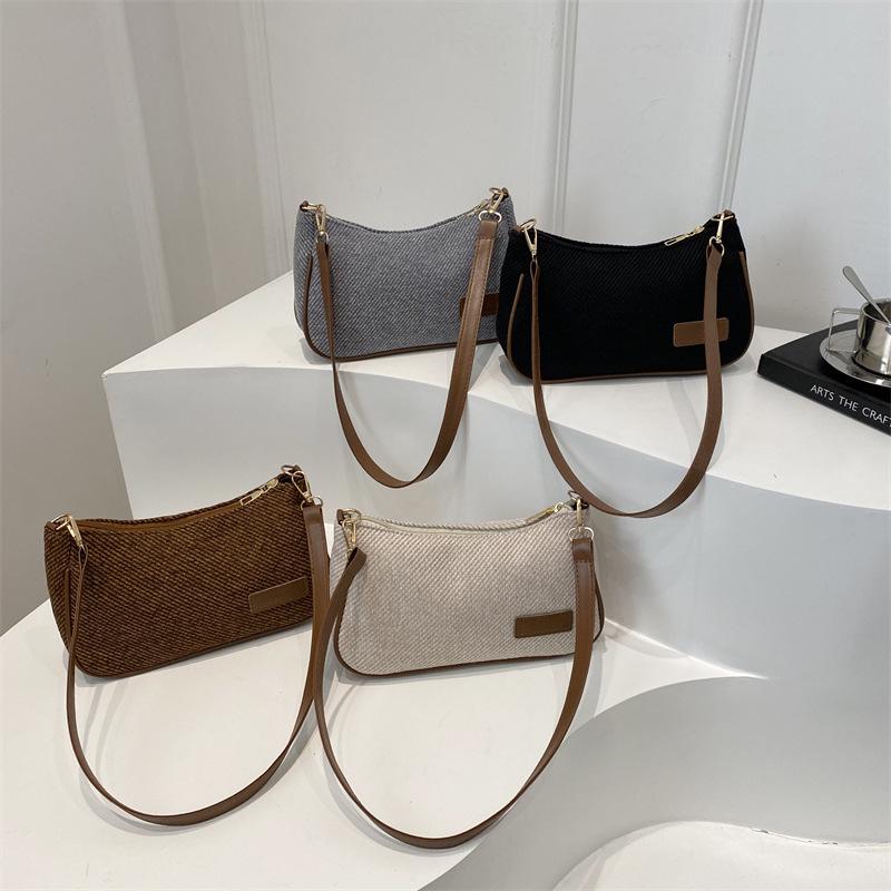 2025 Women s Retro Minimalist Underarm Crossbody Bag - Versatile, High-End Niche Fashion in Solid Colors
2025 Women s Retro Minimalist Underarm Crossbody Bag - Versatile, High-End Niche Fashion in Solid Colors