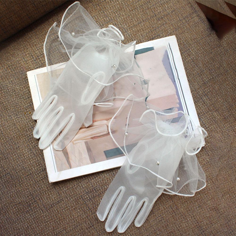 Elegant White Mesh Tulle Glove Sexy Thin Wedding Gloves Short Glove Spring Summer белый
Elegant White Mesh Tulle Glove Sexy Thin Wedding Gloves Short Glove Spring Summer белый