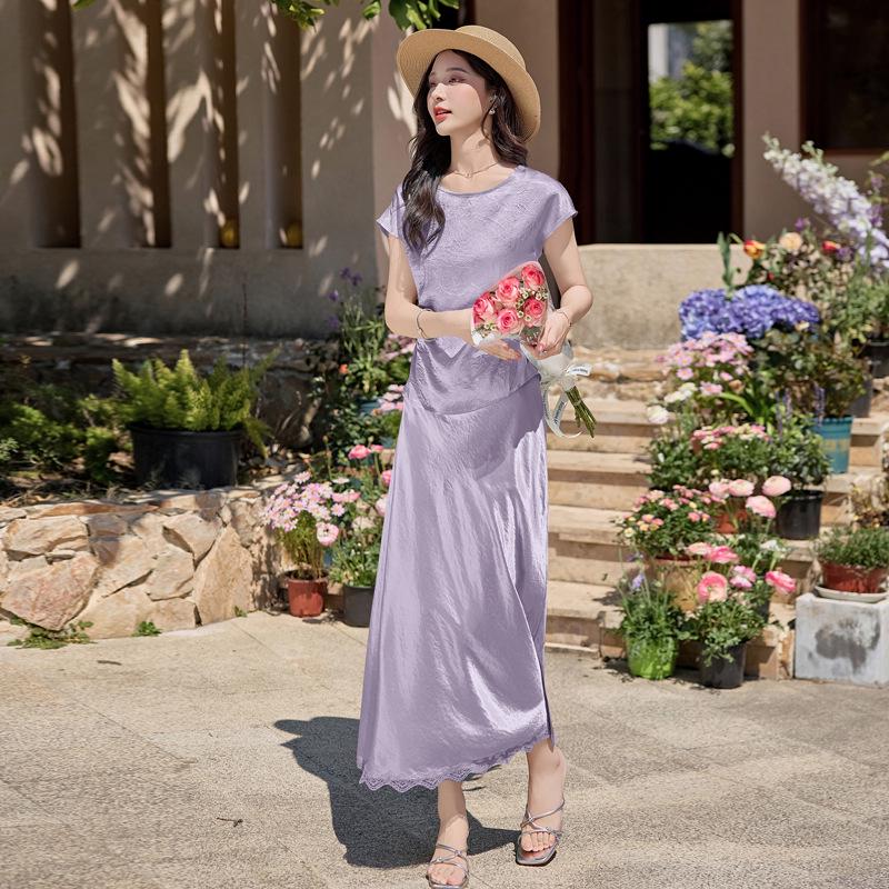 Spring/Summer 2025 Satin Women s Round Neck Short Sleeve Two-Piece: Pullover T-shirt & Half Skirt - Y2516 M (90-105 jin) чёрный
Spring/Summer 2025 Satin Women s Round Neck Short Sleeve Two-Piece: Pullover T-shirt & Half Skirt - Y2516 M (90-105 jin) чёрный