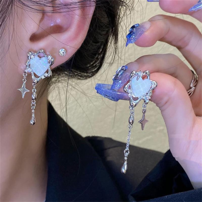 Нерегулярные серьги с кисточками в виде сердца для женщин Серьги для пожилых людей
Нерегулярные серьги с кисточками в виде сердца для женщин Серьги для пожилых людей