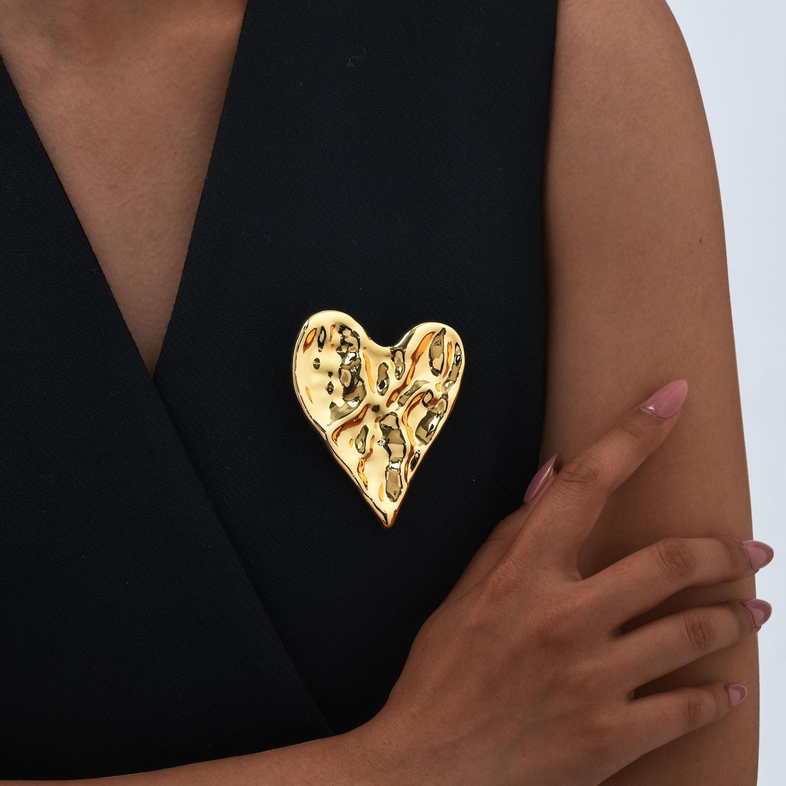 Luxurious Exaggerate Heart Shape Brooch for Women,Vintage Stainless Steel Pins Broochs,Special Jewelry Mother s Day Gift
Luxurious Exaggerate Heart Shape Brooch for Women,Vintage Stainless Steel Pins Broochs,Special Jewelry Mother s Day Gift