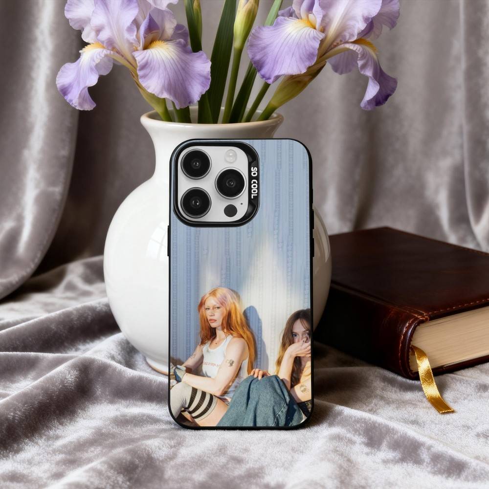 Independent rock W-Wet L-Leg Band Phone Case For iPhone17,16,15,14,13,12,11 Plus,Pro Max Black Candy Silver Plated Cover iPhone15
Independent rock W-Wet L-Leg Band Phone Case For iPhone17,16,15,14,13,12,11 Plus,Pro Max Black Candy Silver Plated Cover iPhone15