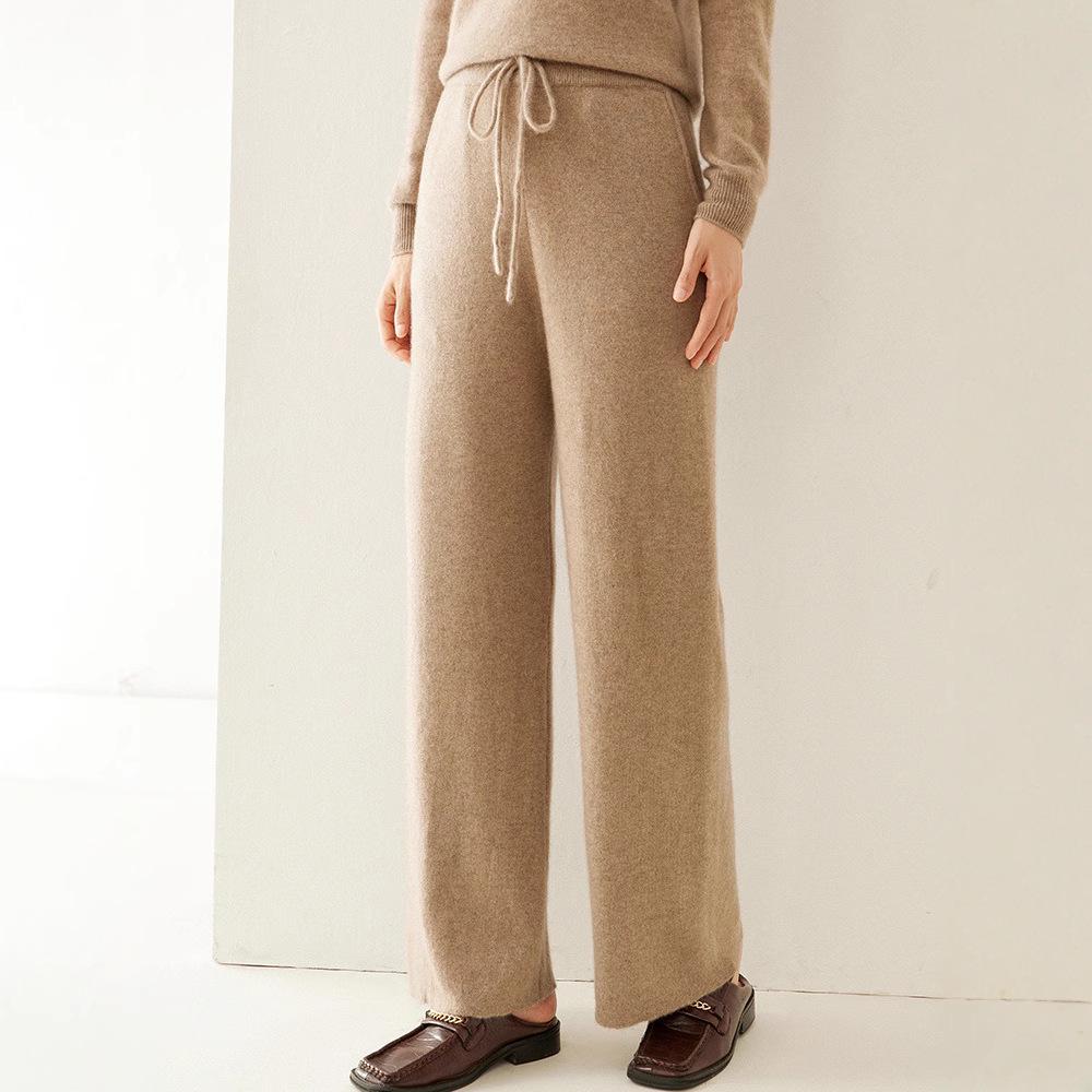 Women s Cashmere High-Waisted Wide Leg Trousers - Autumn Winter Knit Casual Loose Fit Slimming Pants M fits height 155cm-160cm
Women s Cashmere High-Waisted Wide Leg Trousers - Autumn Winter Knit Casual Loose Fit Slimming Pants M fits height 155cm-160cm
