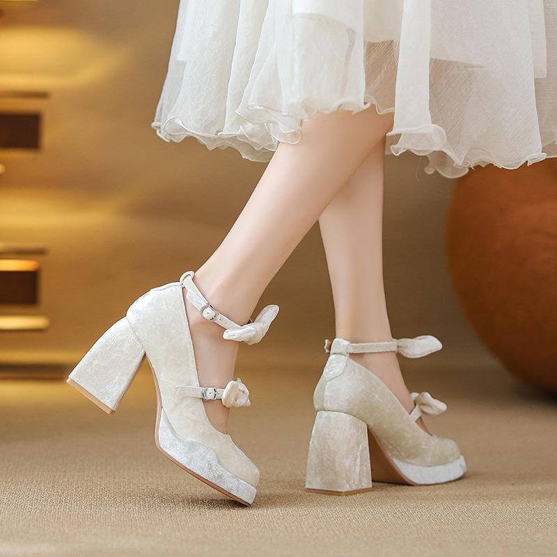 Mary Jane wedding shoes main wedding dress gentle French high heels women s spring 2025 new waterproof table Barbie shoes 34
Mary Jane wedding shoes main wedding dress gentle French high heels women s spring 2025 new waterproof table Barbie shoes 34