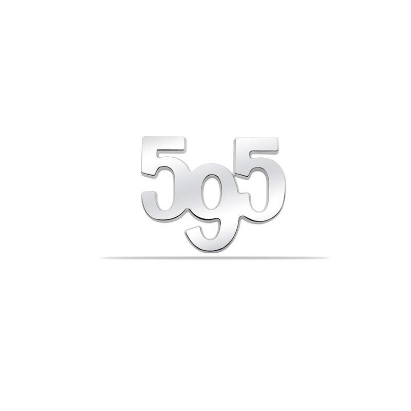 1 шт. Металева емблема кузова Задня декоративна наліпка на багажник Для 500 500c 500l 500e 595 Competizione Turismo esseesse Аксесуари 595 срібний
1 шт. Металева емблема кузова Задня декоративна наліпка на багажник Для 500 500c 500l 500e 595 Competizione Turismo esseesse Аксесуари 595 срібний