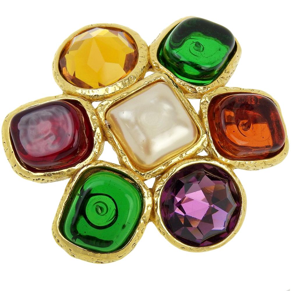 CHANEL Gripoa Brooch vintage multicolor Plated Gold 42.2g Women Used
CHANEL Gripoa Brooch vintage multicolor Plated Gold 42.2g Women Used