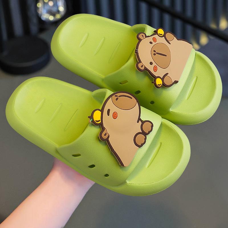 Детские тапочки с одним словом из мультфильма «Капибара», нескользящие тапочки для дома и улицы 240 yards (36-37 yards) inner length 23.5cm
Детские тапочки с одним словом из мультфильма «Капибара», нескользящие тапочки для дома и улицы 240 yards (36-37 yards) inner length 23.5cm