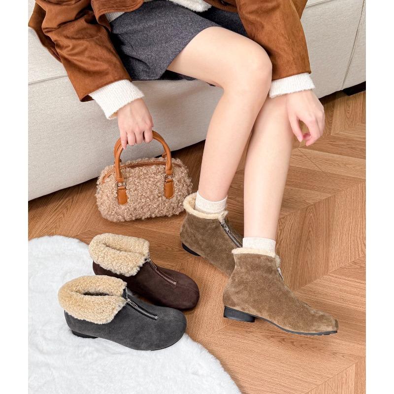 New leather thick low heel thin snow boots women s versatile trend piled thickened wool round head cotton shoes 39
New leather thick low heel thin snow boots women s versatile trend piled thickened wool round head cotton shoes 39