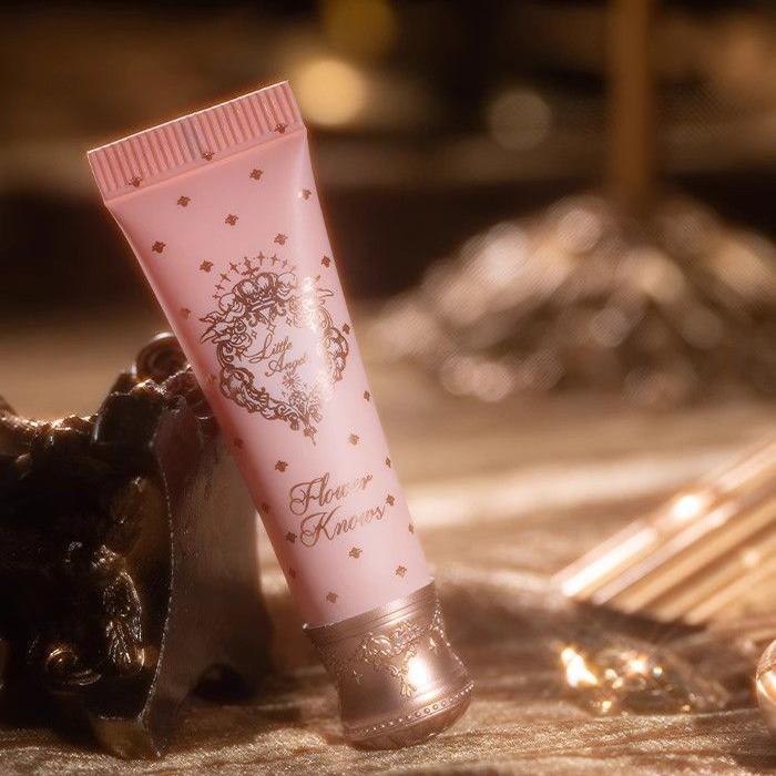 Flower Knows Little Angel Moisturizing and Repairing Lip Mask chunmo-1pcs
Flower Knows Little Angel Moisturizing and Repairing Lip Mask chunmo-1pcs