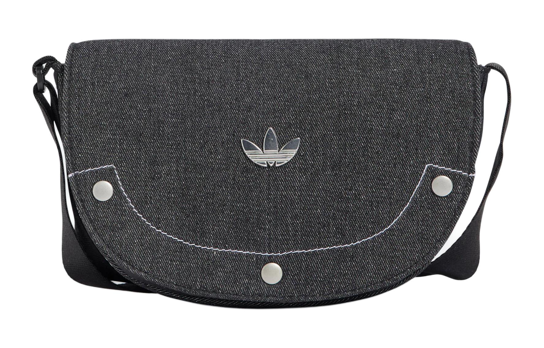 Adidas Originals Trefoil Cotton Blend With Recycled Polyester Portable Crossbody Bag, Shoulder Bag Women s Black IT7366 Mini
Adidas Originals Trefoil Cotton Blend With Recycled Polyester Portable Crossbody Bag, Shoulder Bag Women s Black IT7366 Mini