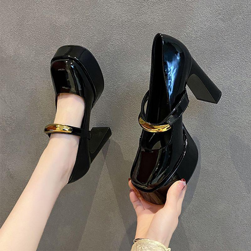Waterproof table high heels women s 2025 new autumn wear fashion temperament versatile square head thick heel platform single shoes 39 чёрный
Waterproof table high heels women s 2025 new autumn wear fashion temperament versatile square head thick heel platform single shoes 39 чёрный