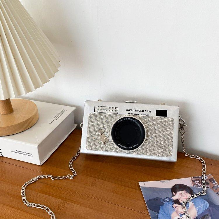 Personalized Camera Bag Fashionable Rhinestone Foreign Style Instagram Popular Women s Chain Box Bag Trend Crossbody Bag
Personalized Camera Bag Fashionable Rhinestone Foreign Style Instagram Popular Women s Chain Box Bag Trend Crossbody Bag